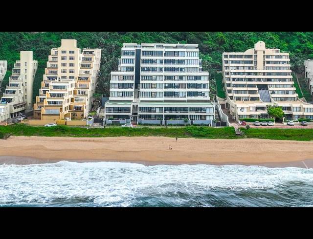 3 BEDROOM APARTMENT FOR SALE IN UMDLOTI BEACH